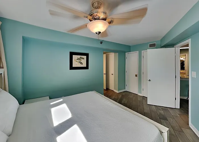 Harbour Place #202 Apartment