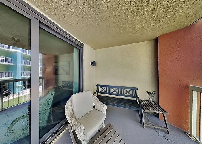 Harbour Place #202 Apartment *